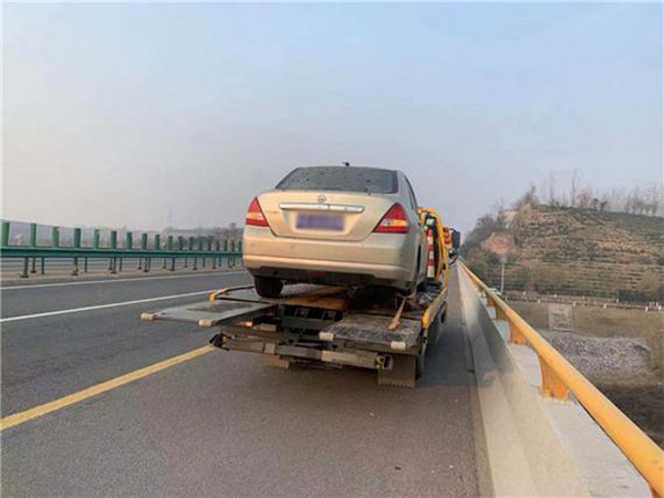 泰安道路救援：專業24小時快速響應服務