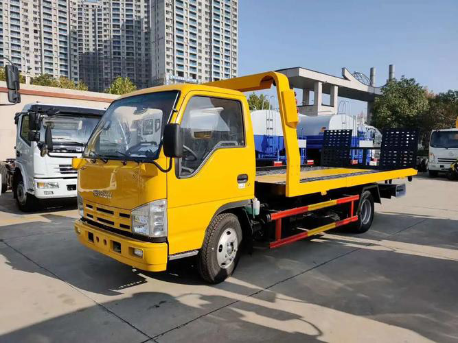 門源汽車雪地困境救援：專業團隊緊急行動，助您擺脫困境