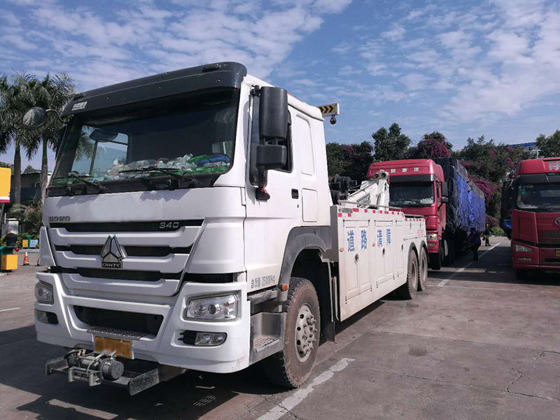 剛察汽車雪地困境救援：專業團隊緊急行動，助您擺脫冰雪難題